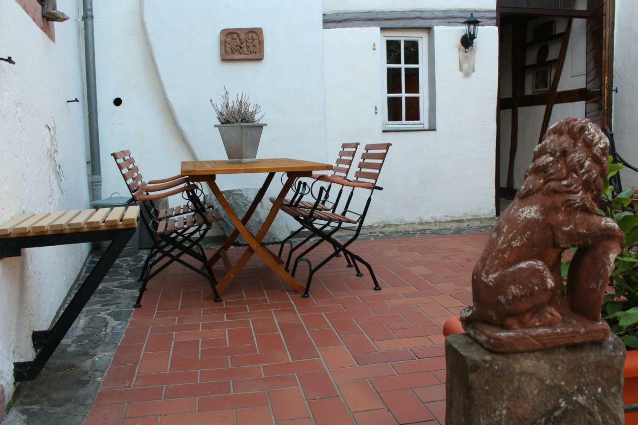 Alter Posthof Lieser Exteriör bild