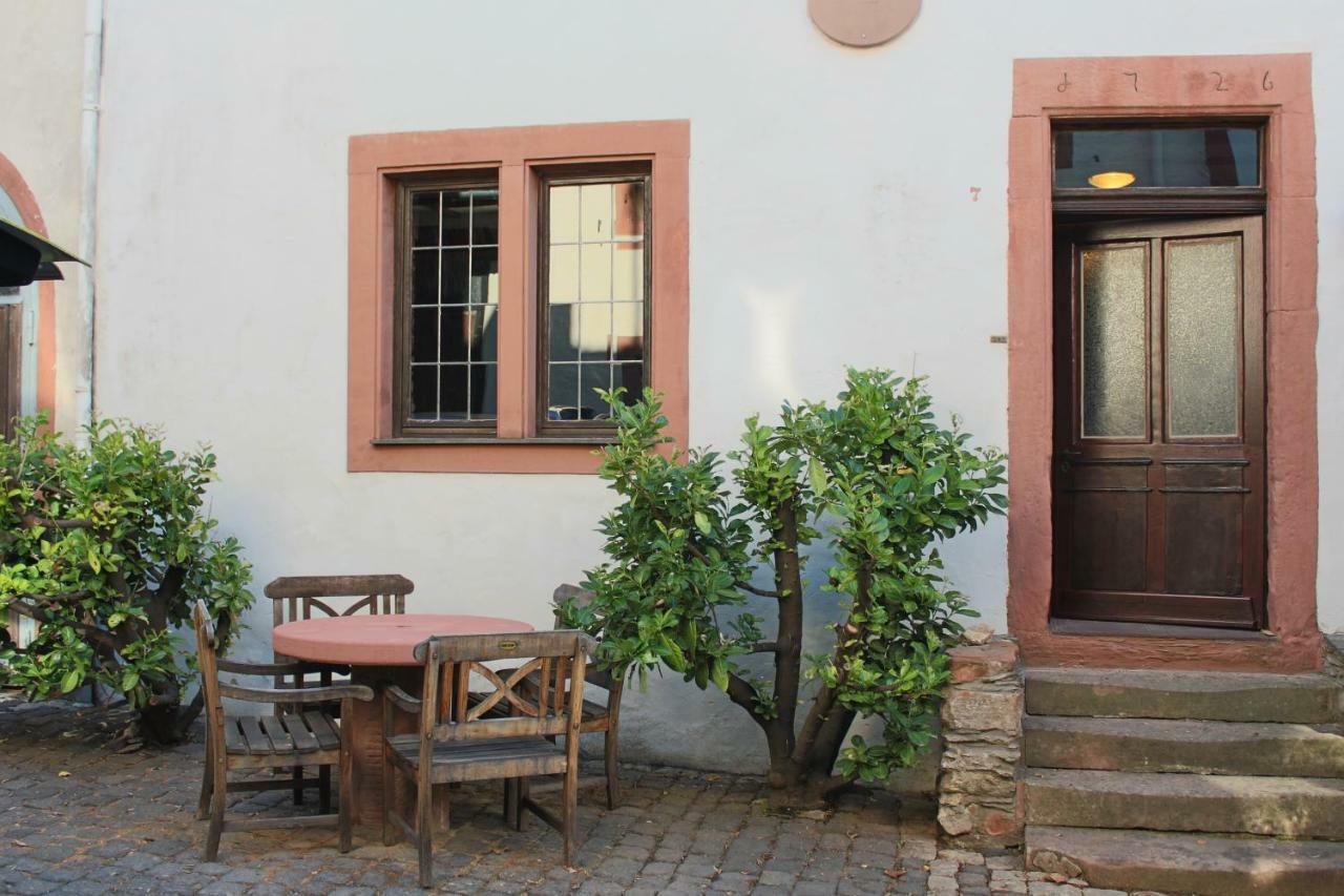 Alter Posthof Lieser Exteriör bild