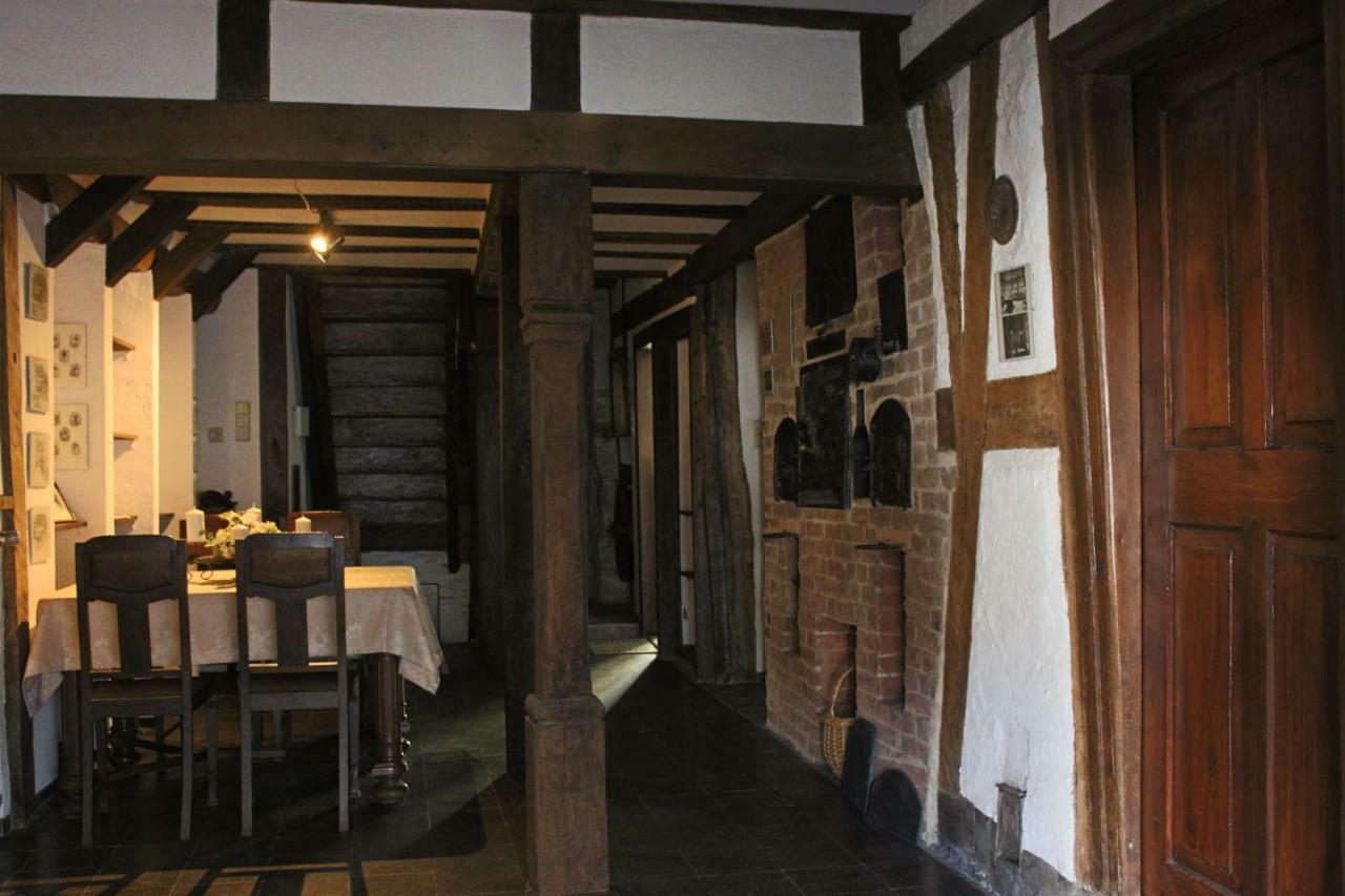Alter Posthof Lieser Exteriör bild